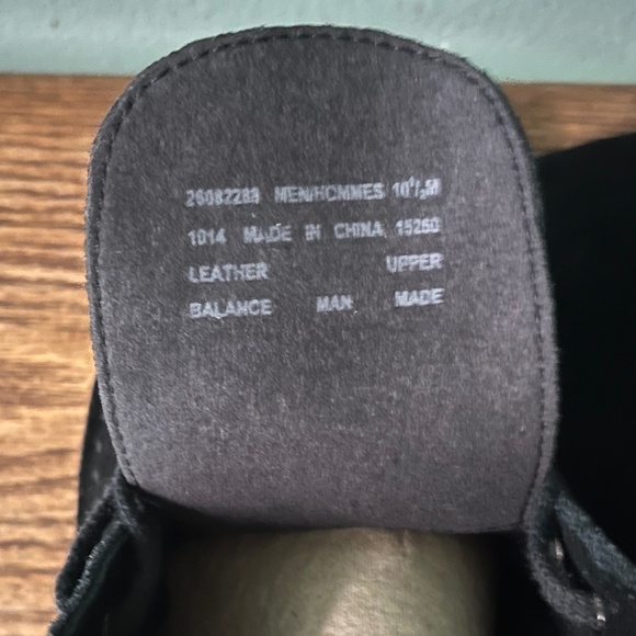 Clarks Premium Soft Black Suede Desert Boots  Crepe Soles  Mens Size 10.5 Medium main image 4
